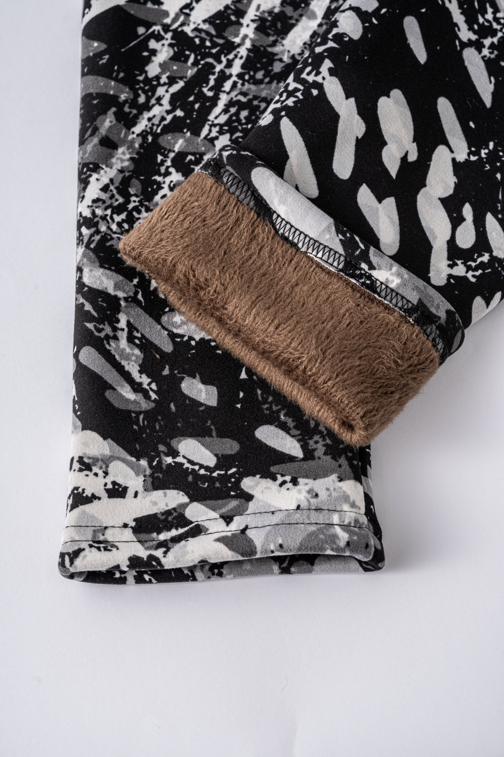 B&W Art - Cozy Lined Leggings