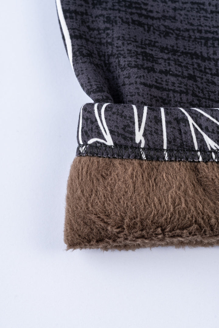 Leaves in Gray - Cozy Lined Leggings