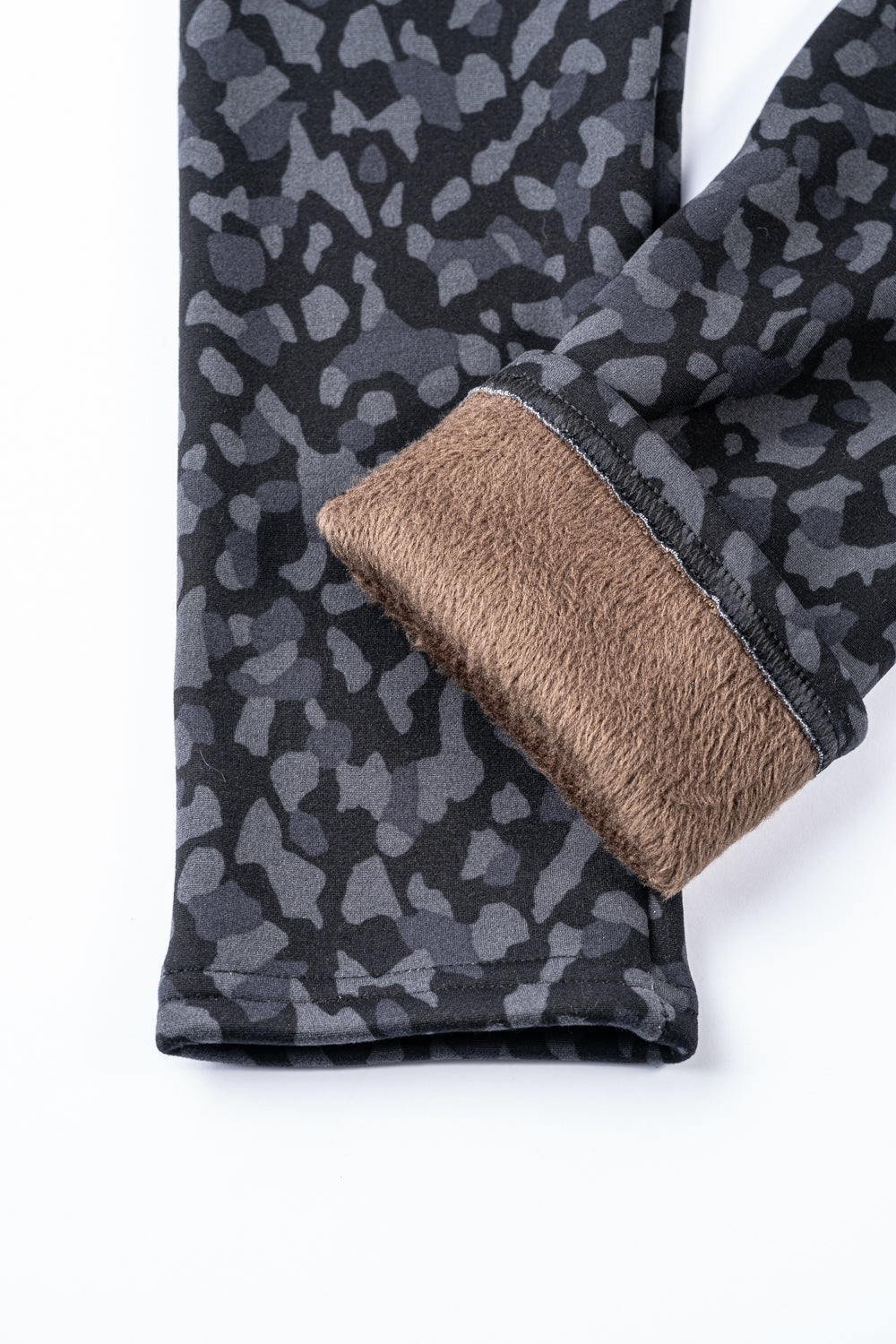 Grey Cheetah - Cozy Lined Leggings