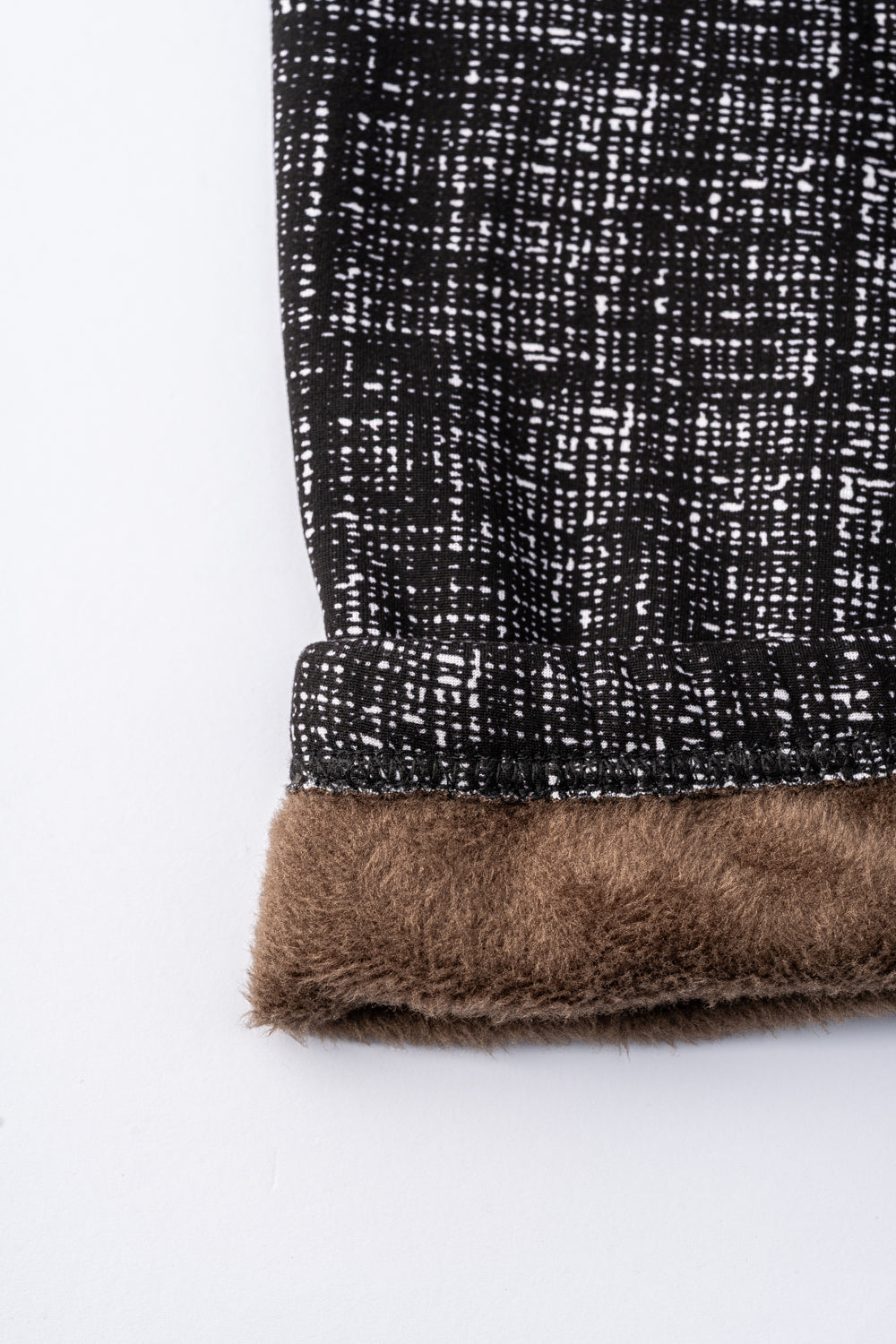 B&W Dream - Cozy Lined Leggings