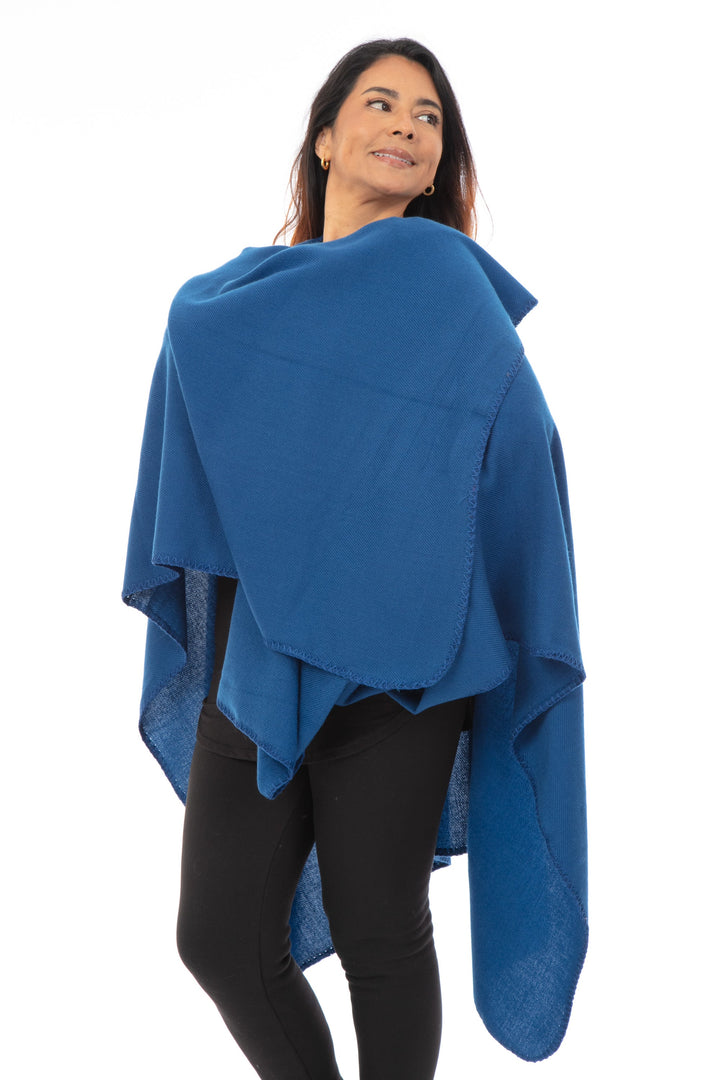 Fátima - Poncho Scarf
