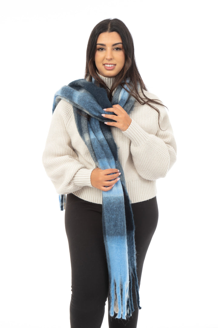 Tonya - Bouclé Scarf