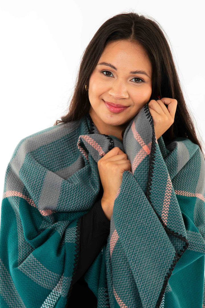 Luz - Poncho Scarf