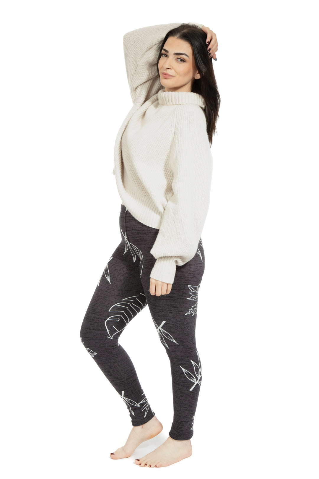 Leaves in Gray - Cozy Lined Leggings