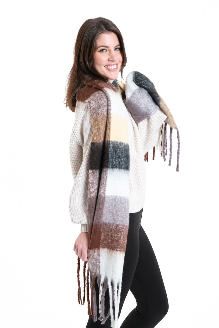 Esmeralda - Bouclé Scarf