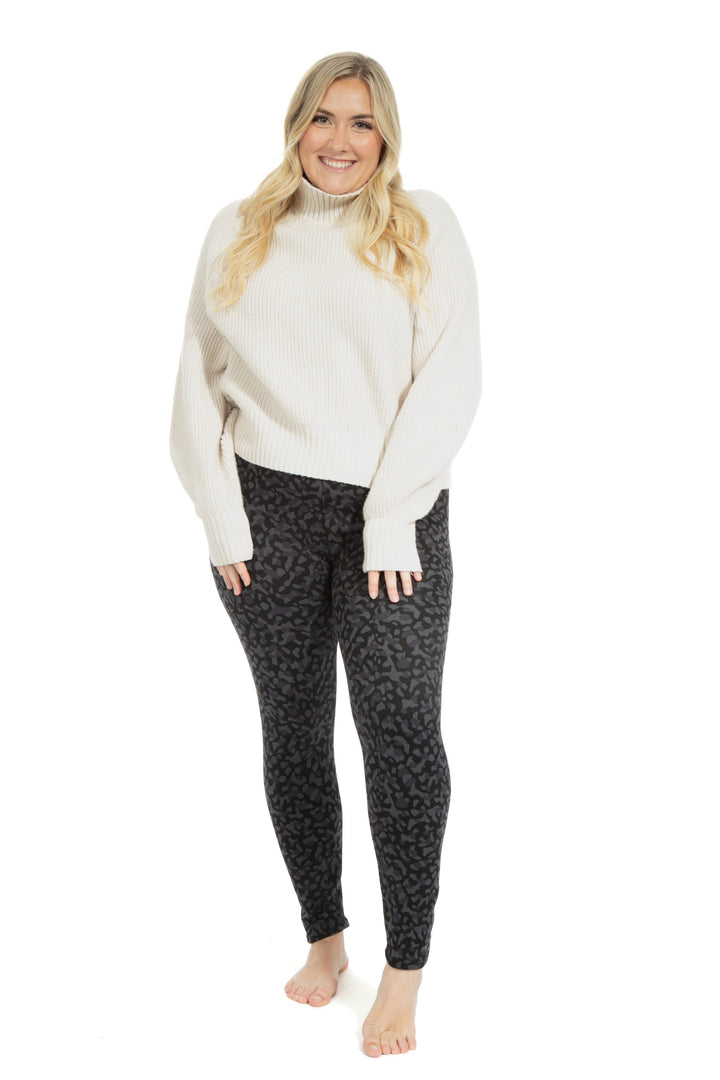 Grey Cheetah - Cozy Lined Leggings