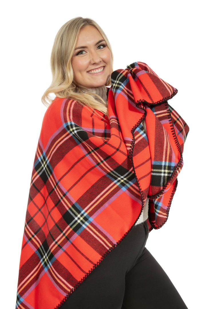 Alejandrina - Poncho Scarf