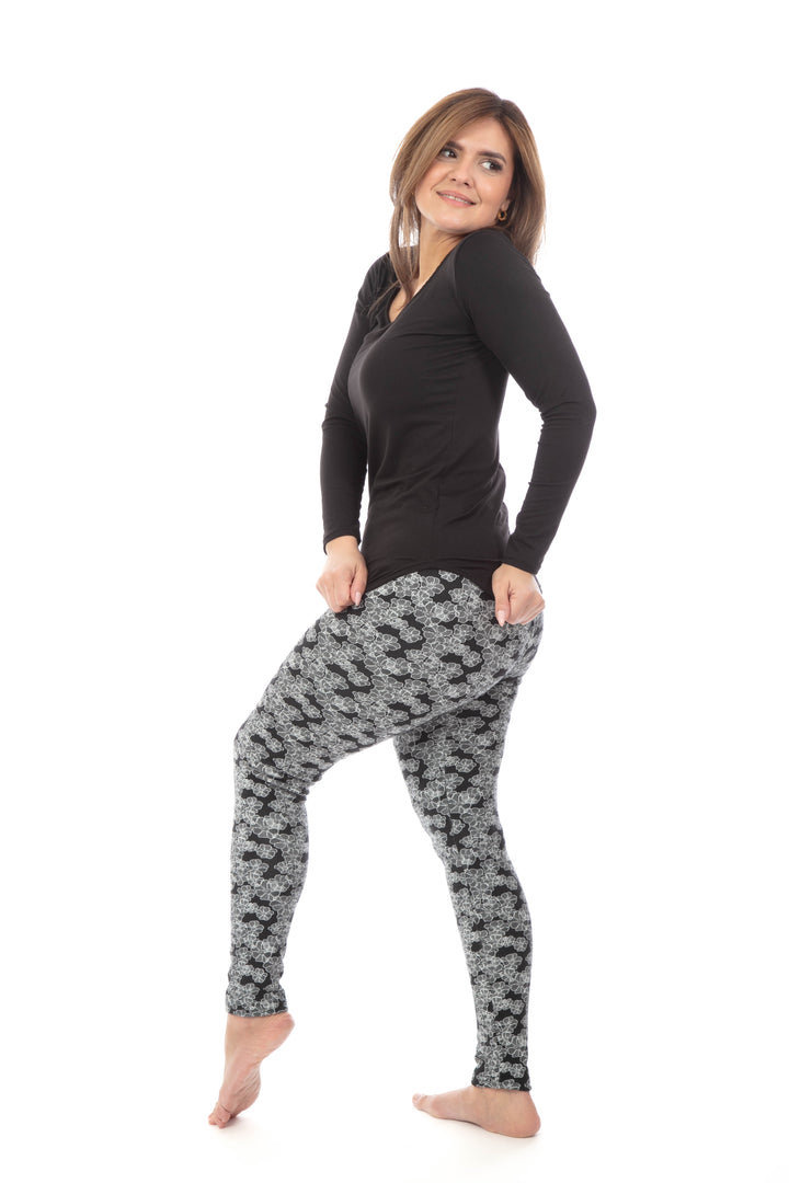 B&W Daisy - Cozy Lined Leggings