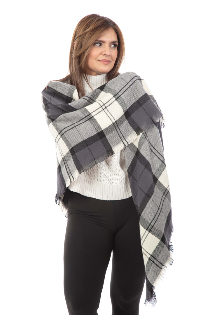 Fiorela - Blanket Scarf