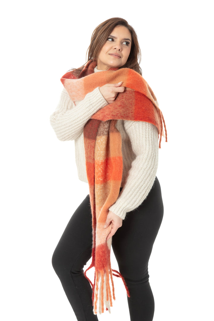 Maya - Bouclé Scarf