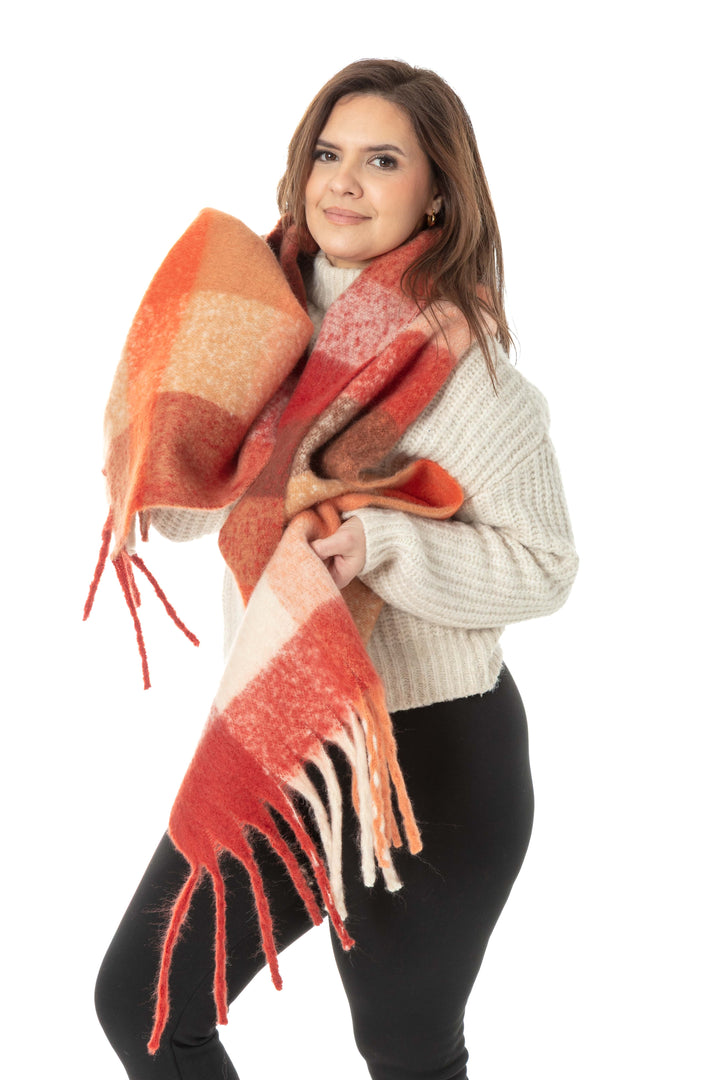 Maya - Bouclé Scarf