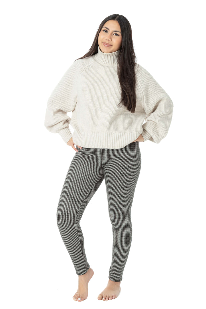 Twisted Lines - Cozy Lined Leggings