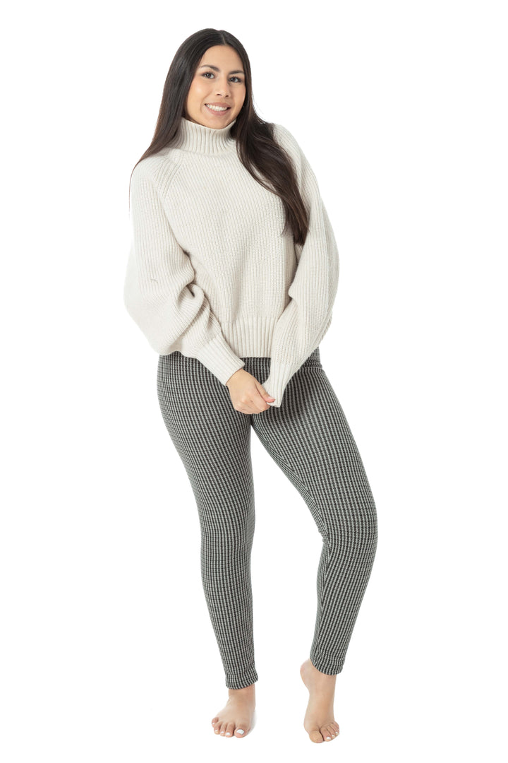 Twisted Lines - Cozy Lined Leggings