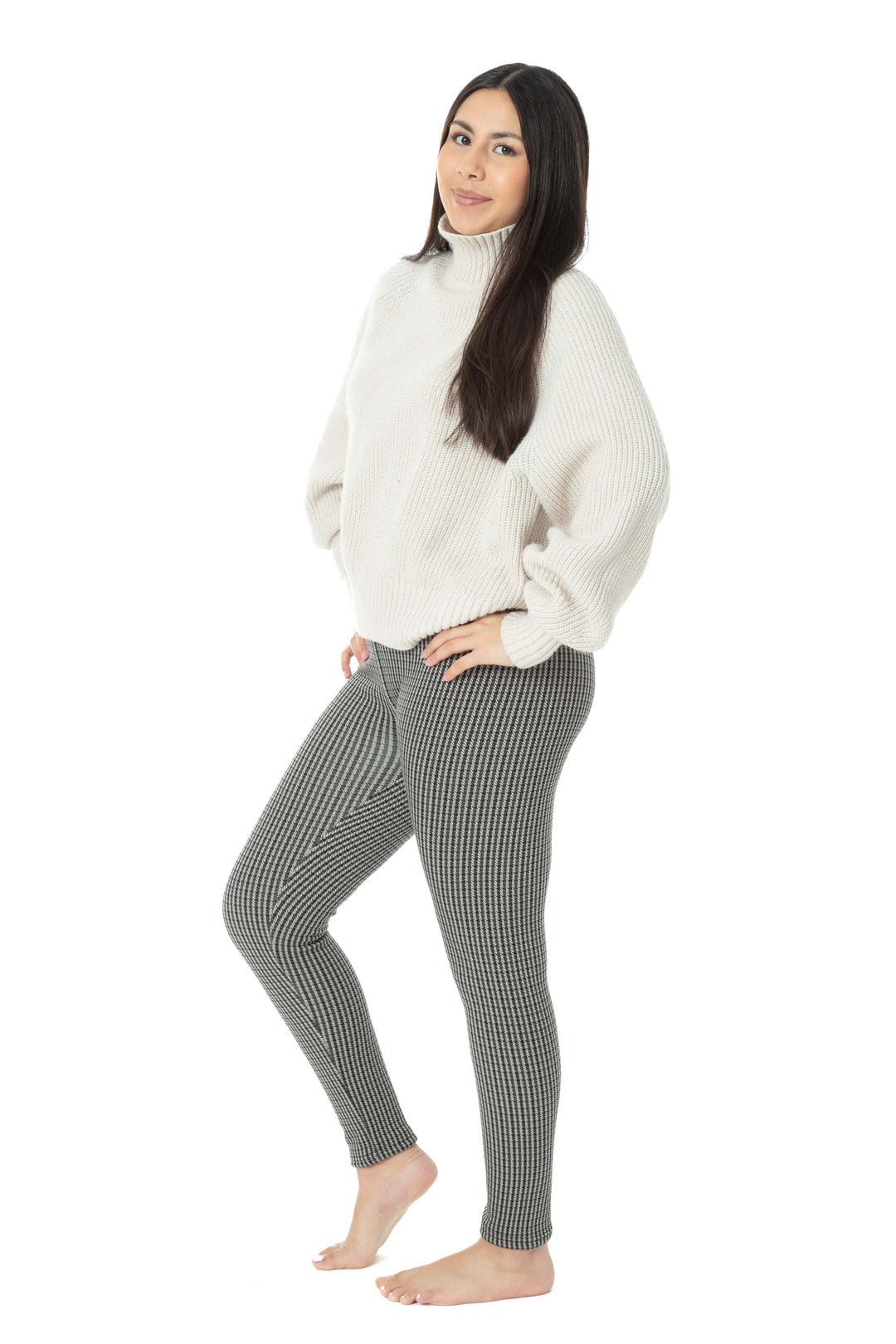 Twisted Lines - Cozy Lined Leggings