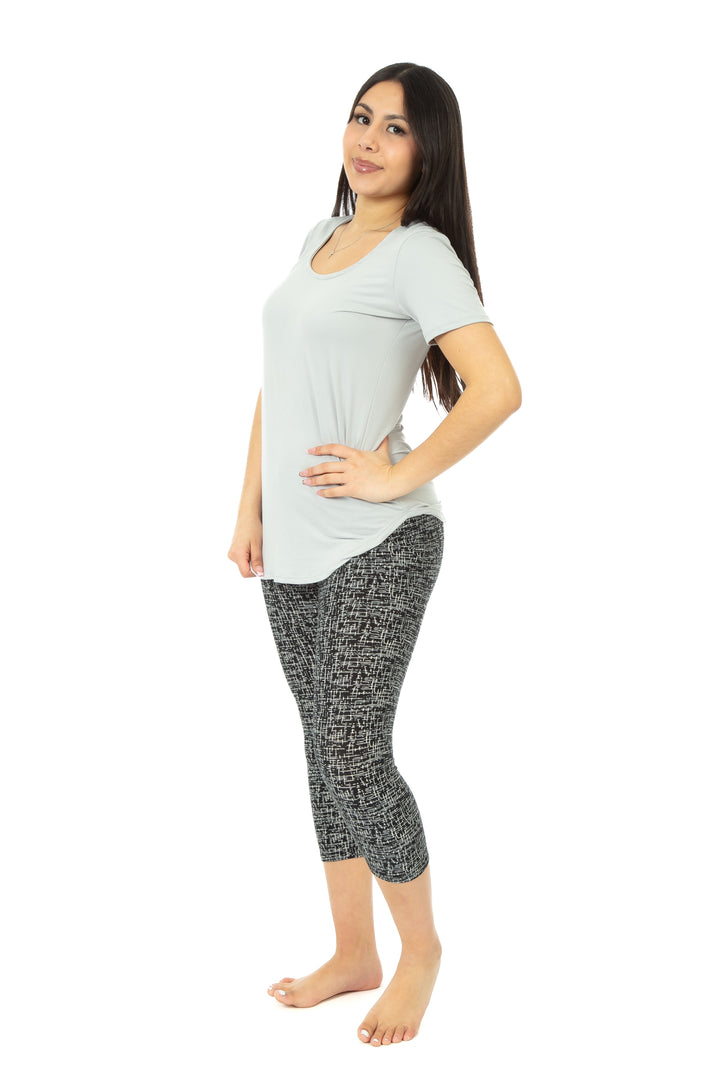 White Lines - Capris